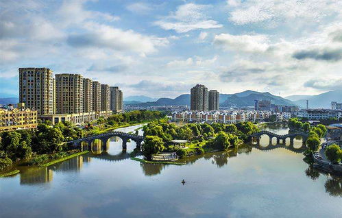 浙江臺州玉環(huán)市最強(qiáng)的鎮(zhèn),是全國重點(diǎn)鎮(zhèn),也是全國千強(qiáng)鎮(zhèn)